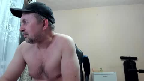 vano_822 online show from May 18, 7:41 pm