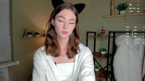 Charline online show from May 25, 3:51 pm