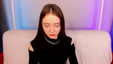 Snapshot of vasilisalove chatting on April 19, 1:38 am VasilisaLove online show from April 19, 1:38 am