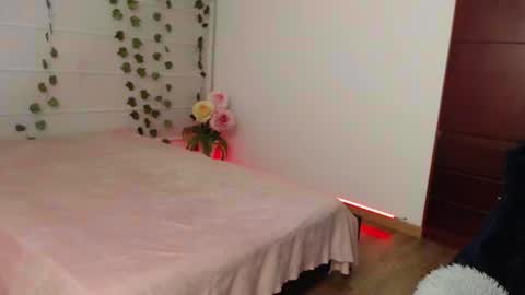Snapshot of vecandy chatting on June 28, 9:54 pm Candy online show from June 28, 9:54 pm