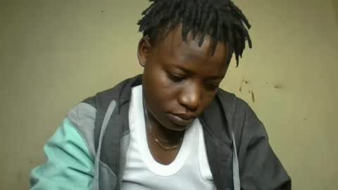 Vee tommy online show from December 2, 3:47 am