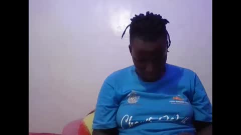 Vee tommy online show from May 4, 6:04 pm