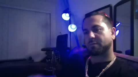VeeDeeDuo online show from July 1, 8:49 am