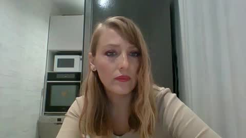 Snapshot of veessa chatting on April 21, 4:23 pm Veessa online show from April 21, 4:23 pm