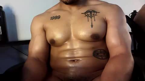 Vegas Love online show from May 24, 12:15 am