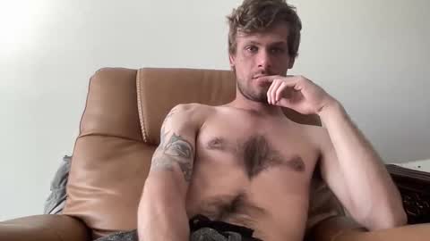 Joeyyy online show from May 23, 6:01 pm