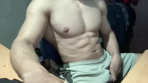 Snapshot of veilofstrength11 chatting on November 10, 6:40 pm veilofstrength11 online show from November 10, 6:40 pm