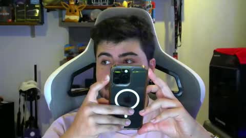 Charles online show from February 3, 11:54 pm