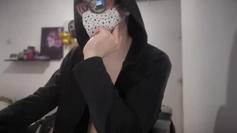 velian_hard online show from December 4, 6:49 pm