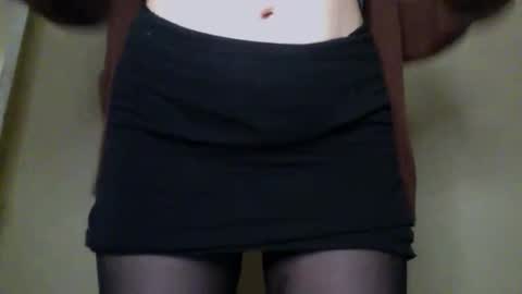 velira_ online show from November 27, 4:47 am