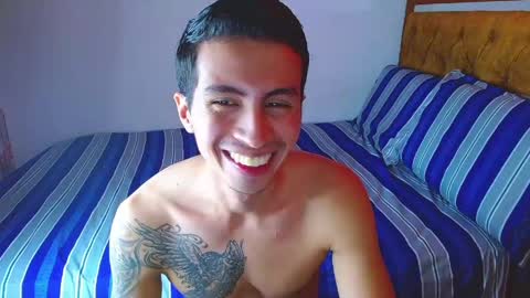 velk_hot1 online show from April 17, 1:36 pm