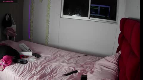 Snapshot of velma_star chatting on March 14, 9:59 am Velma online show from March 14, 9:59 am