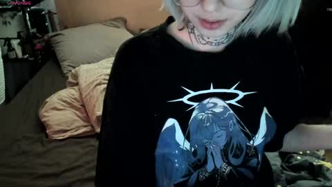 Snapshot of velor_velmochi chatting on March 6, 11:17 am Ana Velor online show from March 6, 11:17 am