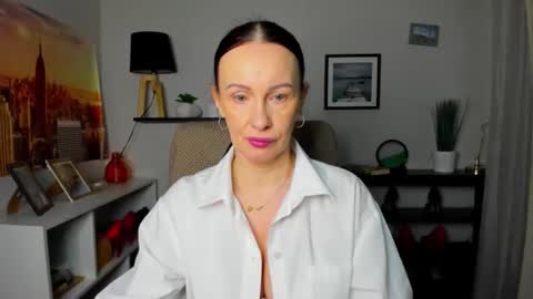 Jasmine online show from December 22, 6:32 am