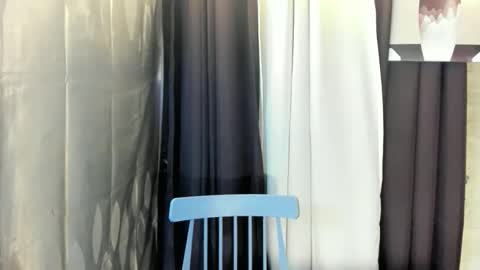 Snapshot of velvet_jess chatting on April 20, 12:24 am call me jessie online show from April 20, 12:24 am