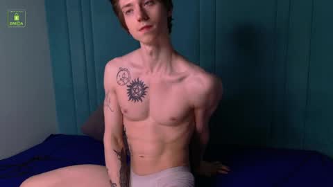 Snapshot of velvet_power chatting on April 6, 3:35 pm Ares online show from April 6, 3:35 pm