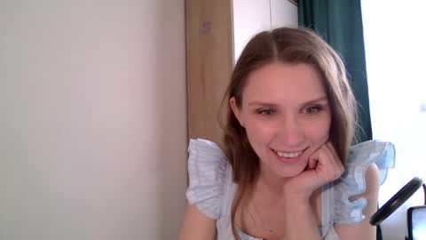 Snapshot of velvetaphrodisiaque chatting on May 8, 3:50 pm velvetaphrodisiaque online show from May 8, 3:50 pm