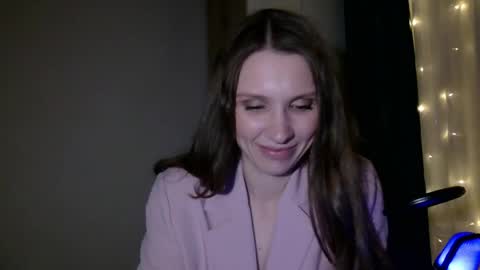 Snapshot of velvetaphrodisiaque chatting on May 12, 9:45 pm velvetaphrodisiaque online show from May 12, 9:45 pm