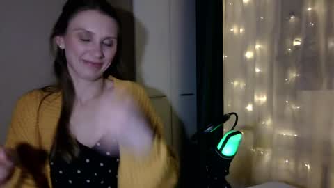 Snapshot of velvetaphrodisiaque chatting on May 13, 7:22 pm velvetaphrodisiaque online show from May 13, 7:22 pm