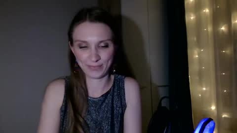 Snapshot of velvetaphrodisiaque chatting on May 16, 10:19 pm velvetaphrodisiaque online show from May 16, 10:19 pm