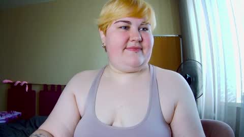 Snapshot of velvetcandy_ chatting on August 3, 9:04 am velvetcandy_ online show from August 3, 9:04 am