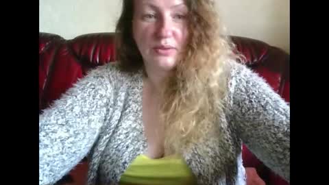 Snapshot of velvetdiamond chatting on June 9, 2:50 pm velvetdiamond online show from June 9, 2:50 pm