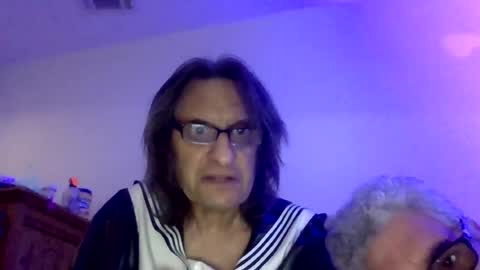 velvetfootgoddess online show from May 18, 9:09 pm