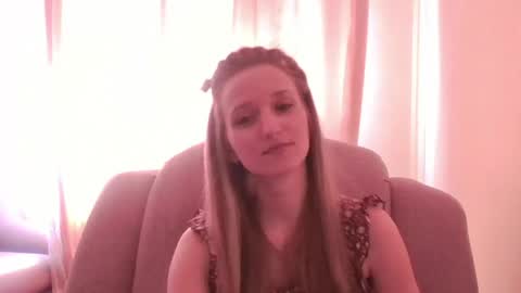 velvetintuition online show from May 6, 12:43 pm