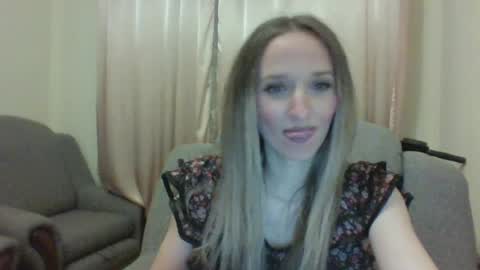 velvetintuition online show from May 13, 8:49 pm
