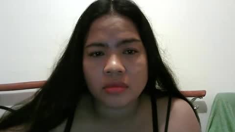 Snapshot of velvetlonghair chatting on May 29, 2:04 pm velvetlonghair online show from May 29, 2:04 pm