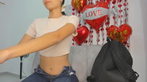 Snapshot of velvetluna_ chatting on February 20, 11:11 am Velvetluna online show from February 20, 11:11 am