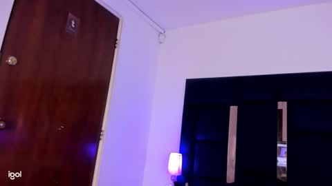 Snapshot of velvetlunaa chatting on April 1, 1:23 pm Velvet online show from April 1, 1:23 pm