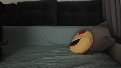 velvetmoon123 online show from April 11, 9:19 pm