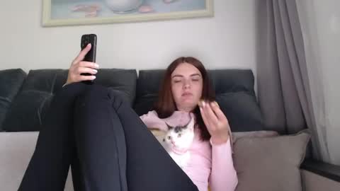 velvetmoon123 online show from May 31, 3:41 pm