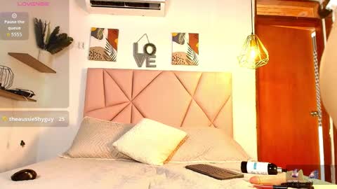 Snapshot of velvetnami chatting on February 18, 8:16 pm Velvet Nami online show from February 18, 8:16 pm