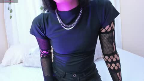 Snapshot of velvetnoir__ chatting on March 22, 12:08 pm online show from March 22, 12:08 pm