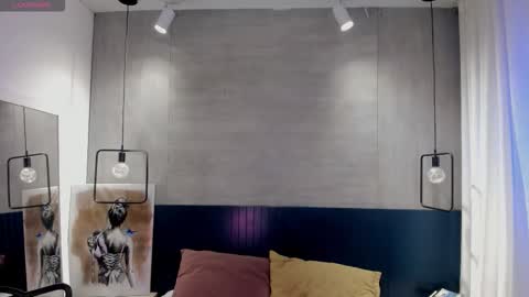 velvettease_ online show from March 14, 12:54 pm