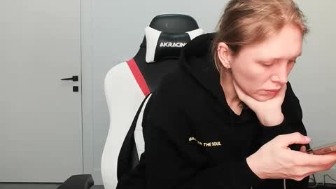 VelvetTGirl online show from February 6, 2:31 pm