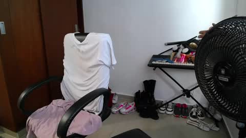 Venelope 3 online show from November 27, 8:00 pm