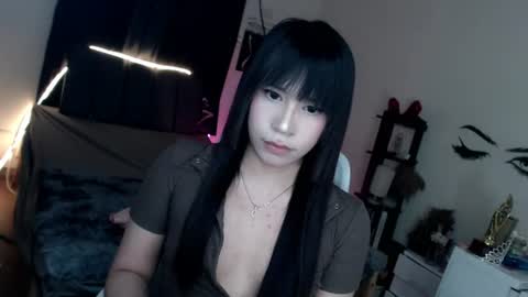 Snapshot of veniceseduction chatting on June 15, 11:45 am veniceseduction online show from June 15, 11:45 am