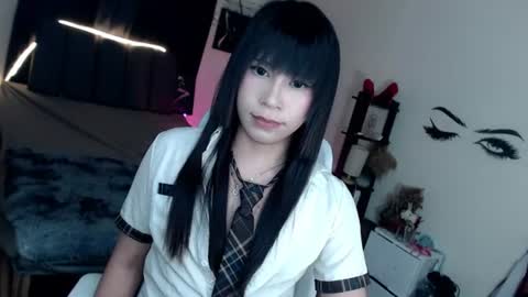 Snapshot of veniceseduction chatting on June 18, 1:48 pm veniceseduction online show from June 18, 1:48 pm