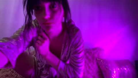 venom_goddess online show from November 27, 9:50 pm