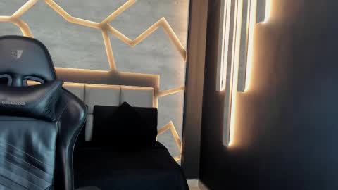 VALERIA online show from January 13, 8:25 pm