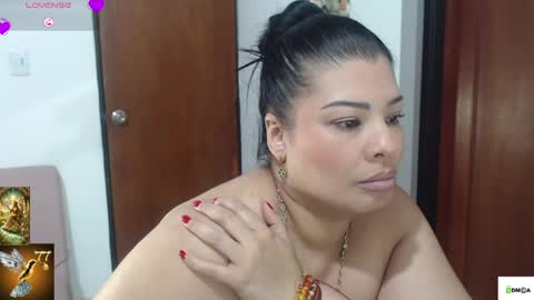 HI IM VENUS SMALL BOOBS  BIG HEART WARM PUSSY online show from May 15, 11:34 pm