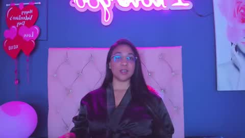 Snapshot of venus_0110 chatting on February 16, 7:27 pm Venus Veracruz online show from February 16, 7:27 pm