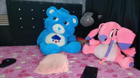 Snapshot of venus_26_ chatting on April 16, 10:56 pm eva online show from April 16, 10:56 pm