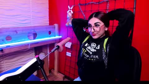 VENUS online show from March 12, 12:00 pm