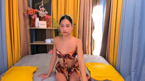 VENUS THE GODDESS online show from May 24, 10:04 pm