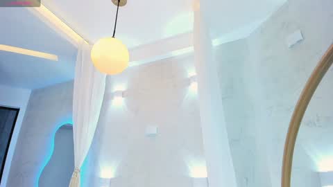 VENUS online show from February 8, 11:44 am