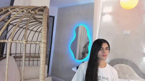 VENUS online show from February 18, 11:44 am